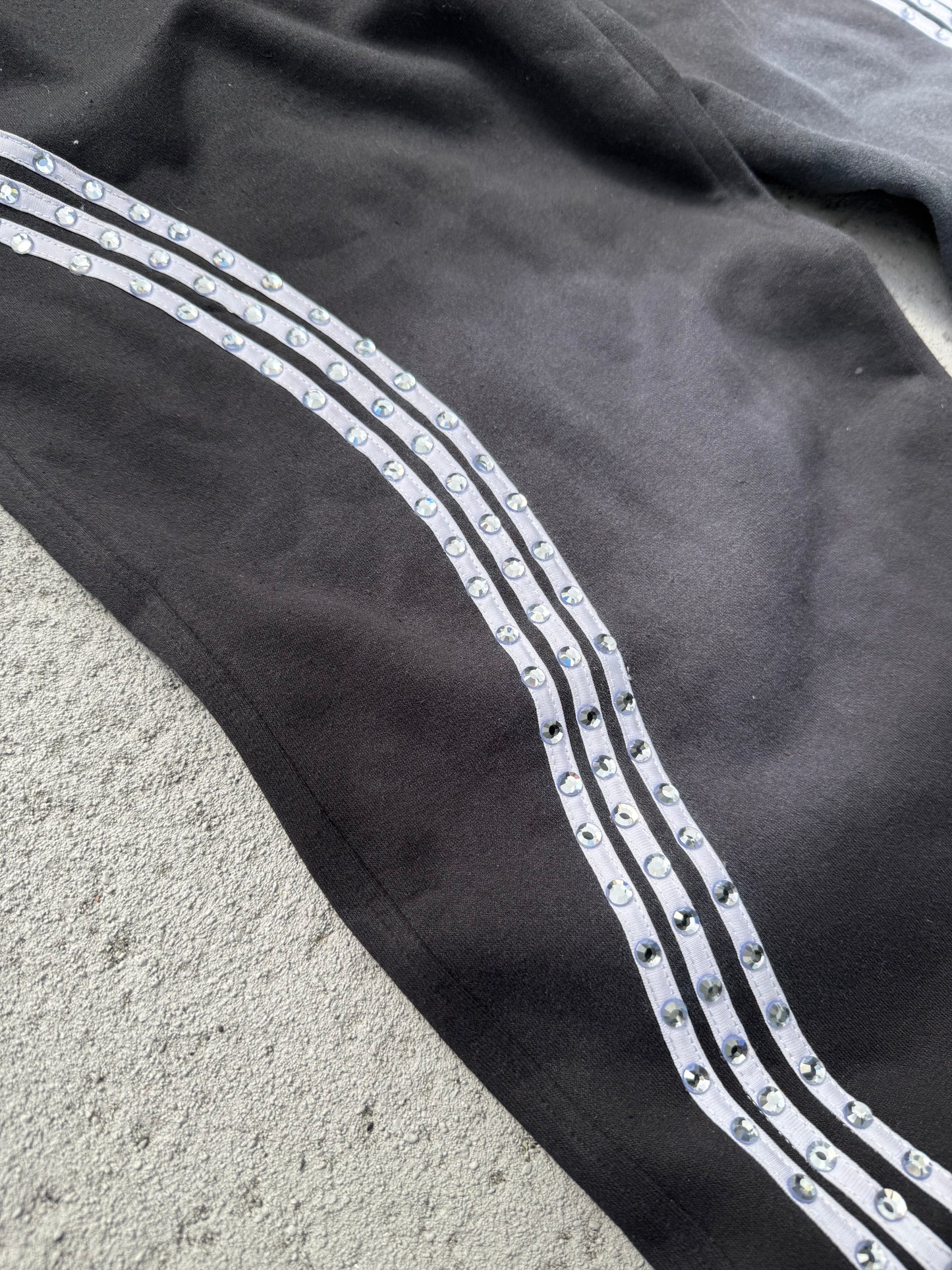 VERT Sweatpants Oil Black